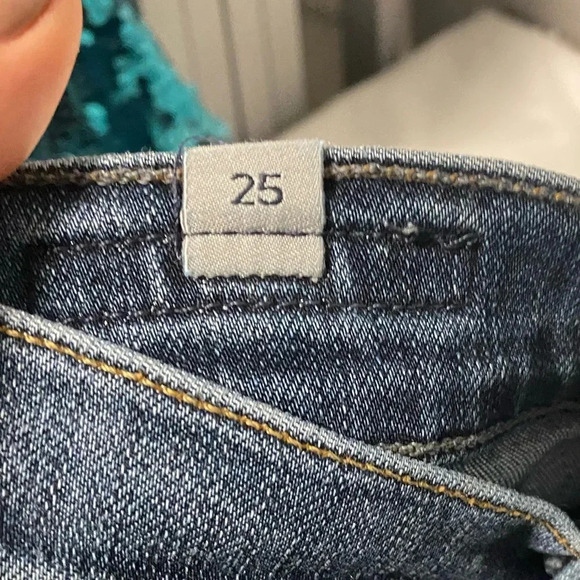 Citizens of Humanity | Rocket High Rise Skinny Jean in Blue Dark Wash - Size 25 - Picture 5 of 13